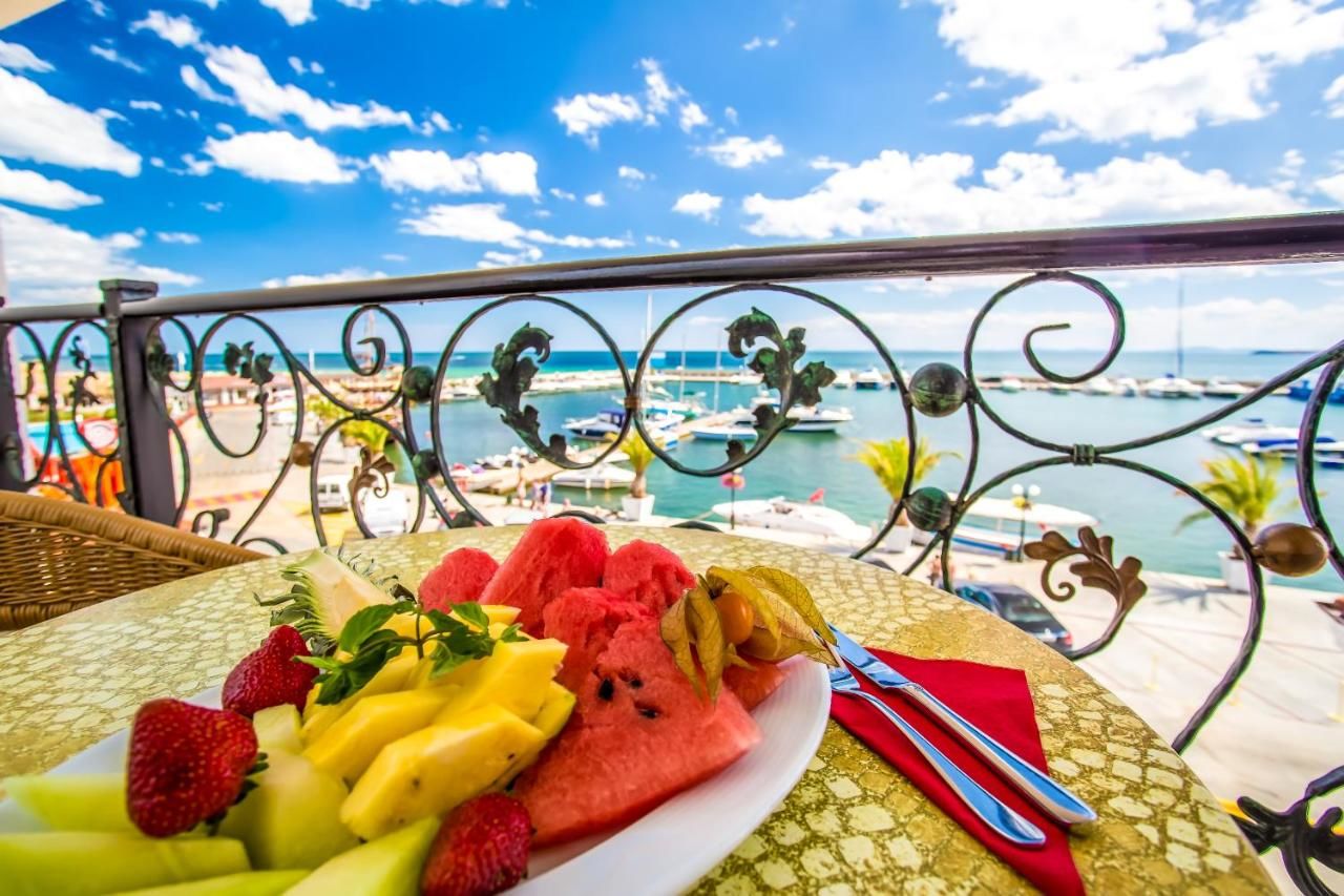 Отель Hotel Palace Marina Dinevi Свети-Влас-21