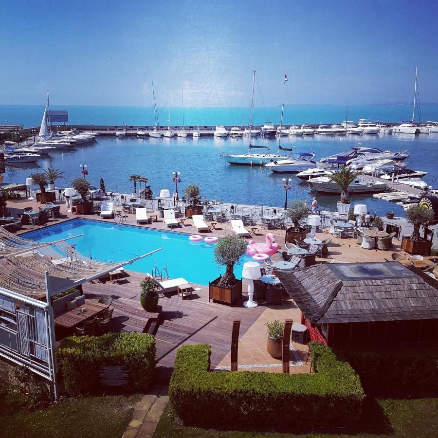 Отель Hotel Palace Marina Dinevi Свети-Влас-29