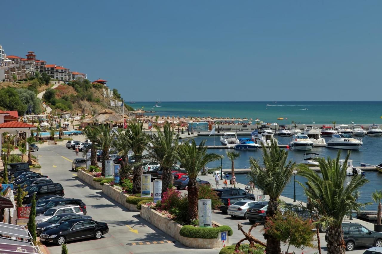 Отель Hotel Palace Marina Dinevi Свети-Влас-32